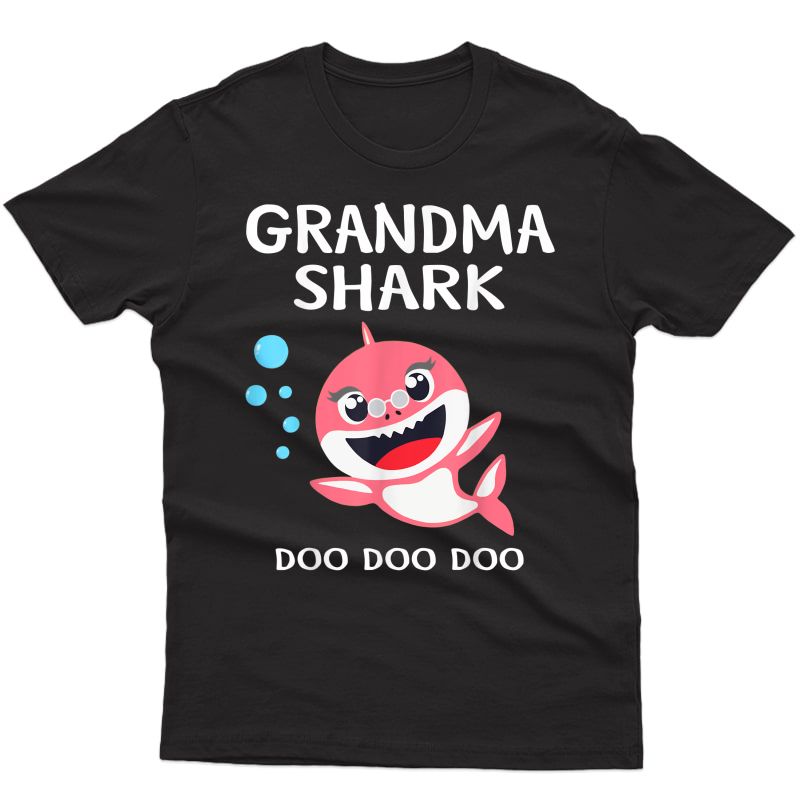 Grandma Shark Shirt Doo Doo Halloween Costume Christmas Gift T-shirt